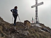 68 Alla bella croce di vetta della Cornagera (1311 m)